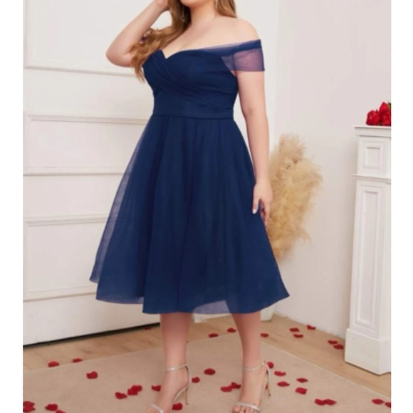 Luxe plus size off shoulder party holiday formal evening dress - Picture 2 of 6